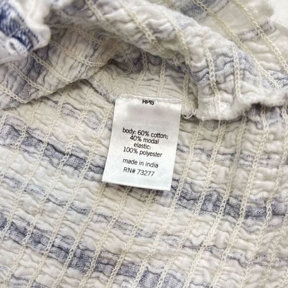 Mudd Womens Striped Button Front Smocked Puff Sleeve Top White Blue Size Small - Picture 4 of 14